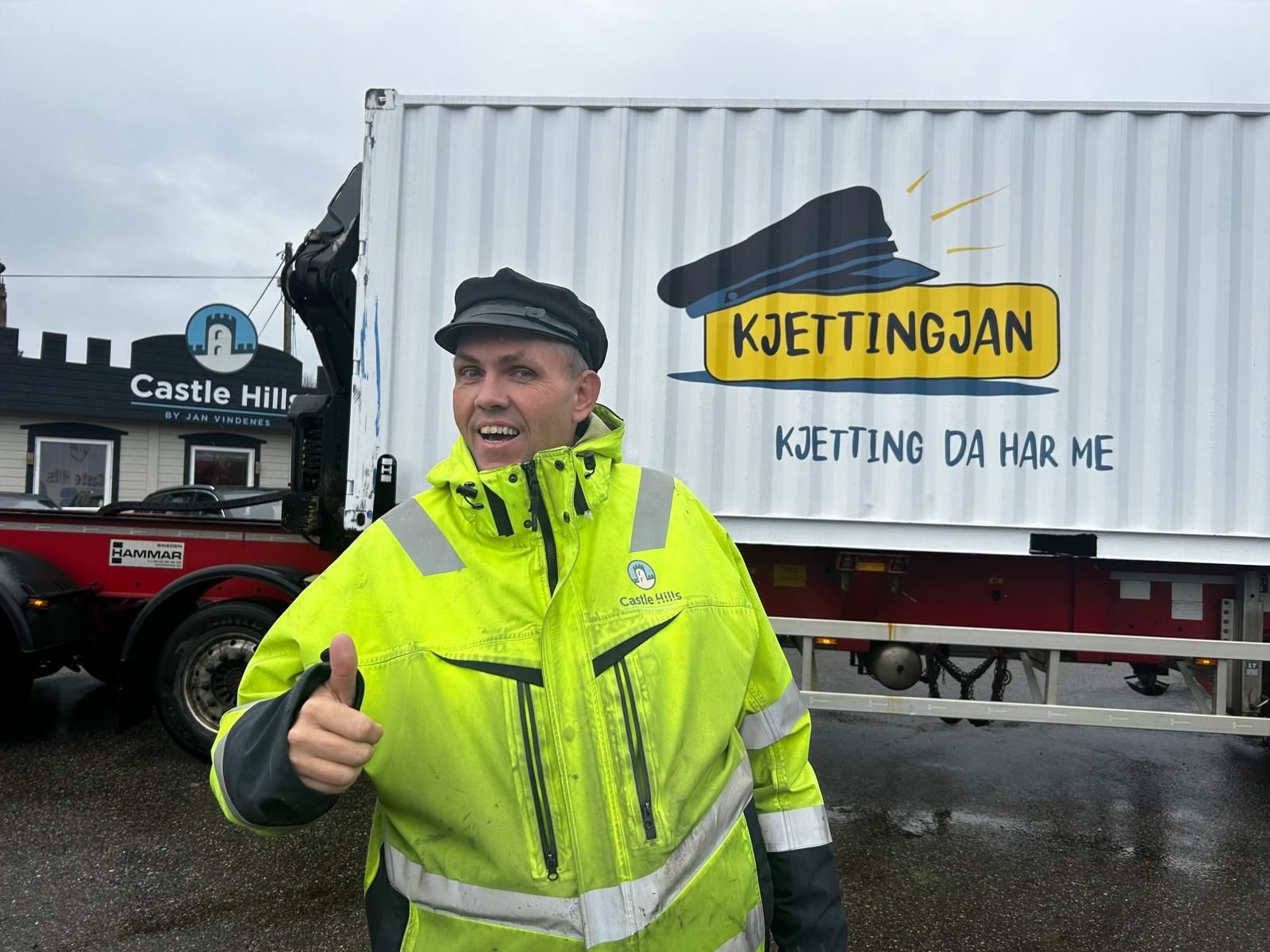 Our New Containers Arrive to Castle Hills!